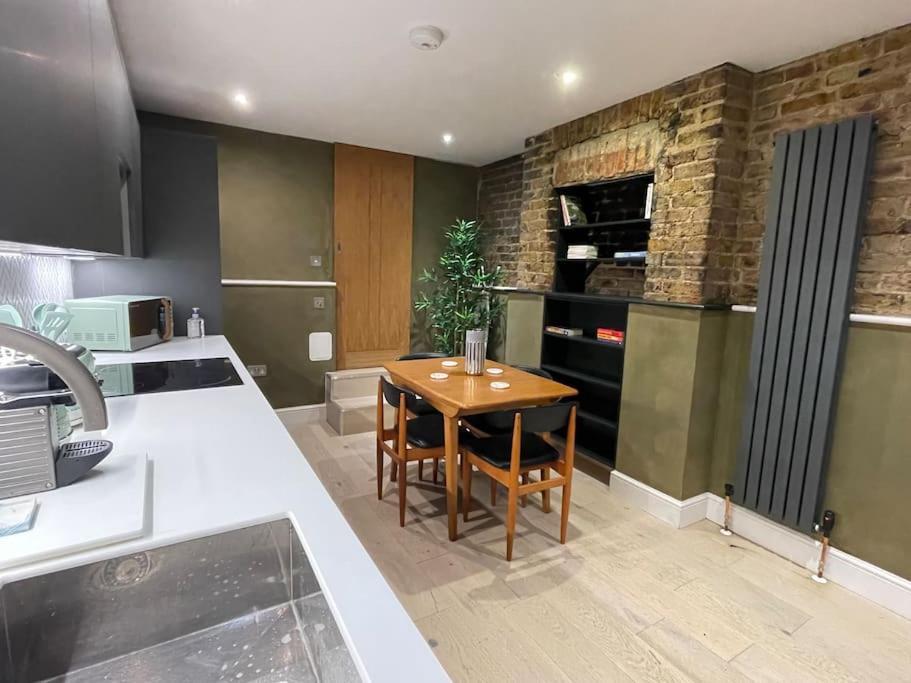 Exposed Brick Flat Finsbury Park Apartment Londra Exterior foto